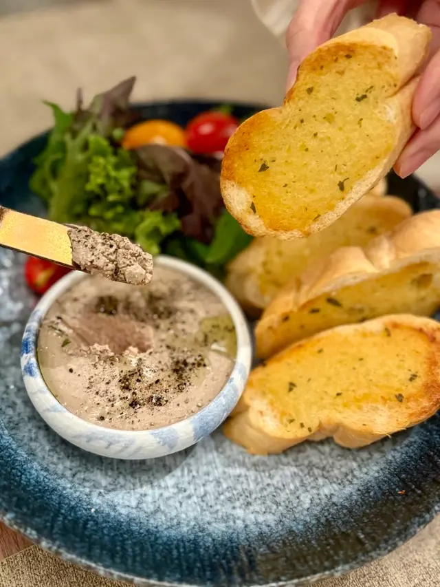 H58特製雞肝醬多士