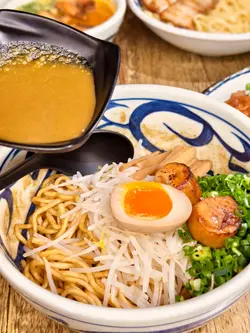 帆立贝山葵油面