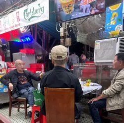 不停食二手煙但老闆默許