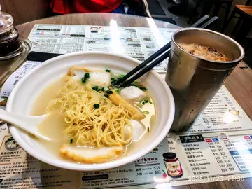 手打鱼蛋幼面配冻咖啡