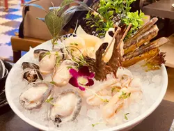 Seafood Platter Box (for 2 persons) 海鮮盛盒（2位用）