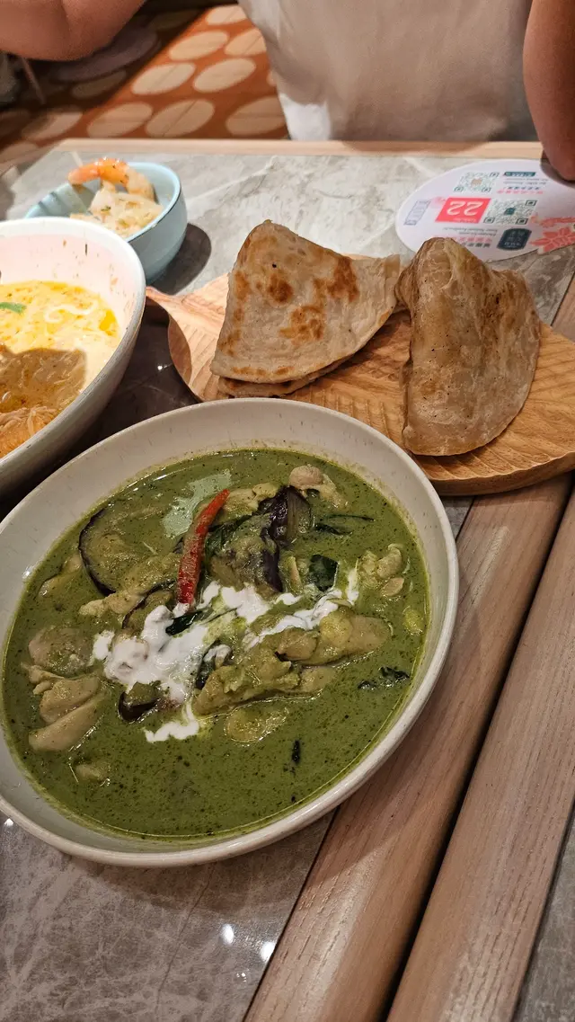 椰香青咖喱雞肉