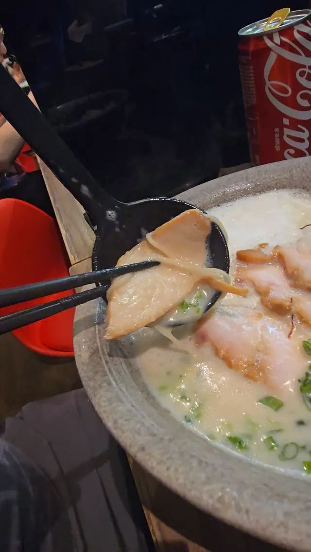 雞白湯拉麵套餐(包玉子+辣味蛤肉)