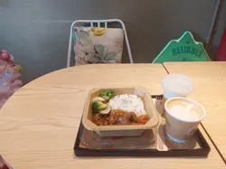 牛肋條+牛奶咖啡