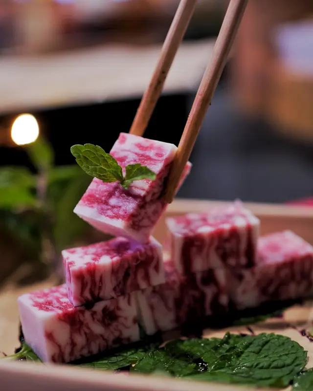 甜品 A5和牛慕斯