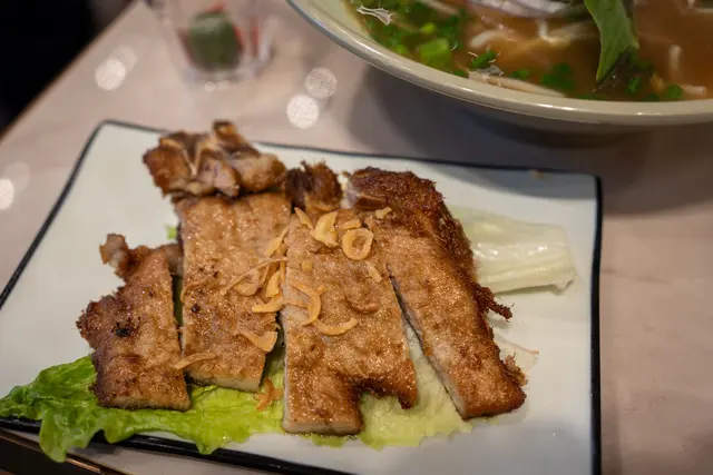 香茅豬扒湯河粉