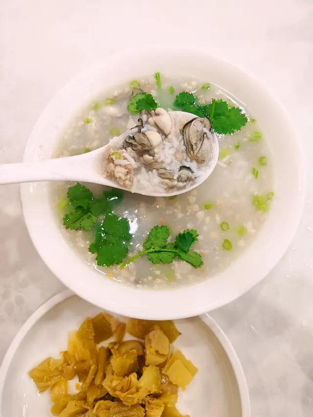 蠔仔方魚肉碎粥