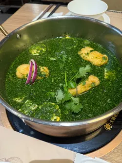 藥膳特濃芫荽雞湯