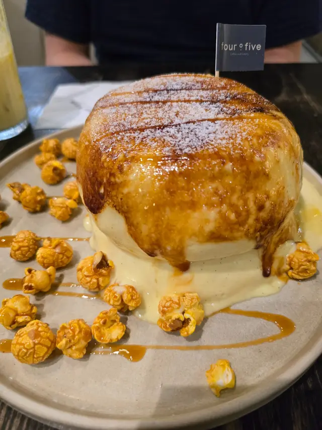 吉士焦糖梳乎厘班戟