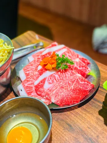 和牛霜降肉