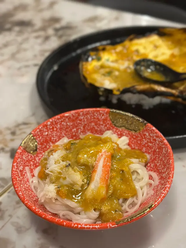 火焰花雕鮮雞油蟹粉伴稻庭烏冬