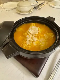 滋阴养颜之选!花胶胶原蛋白丰富,配西藏青祼米烩煮,口感滑溜又滋补✨,食完感觉肌肤好似饮饱水咁!