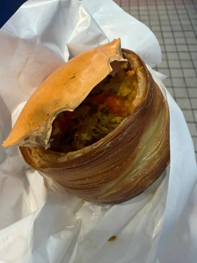 周打濃湯大閘蟹粉酥