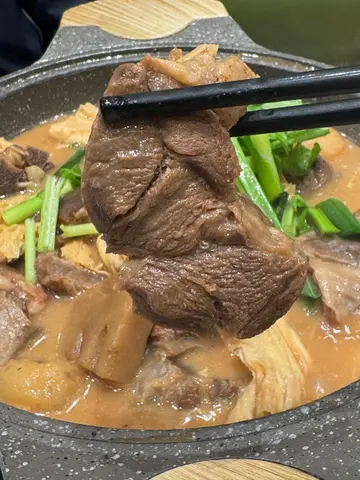 細羊腩煲