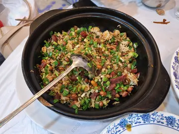 臘味煲仔飯