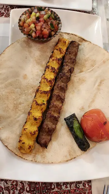 Mix Koobideh with Bread