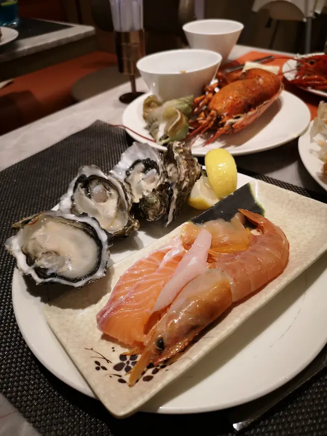 三文魚紅蝦刺身