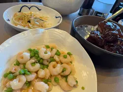 虾仁大只弹牙,芡汁轻盈唔腻,食得出系新鲜料。