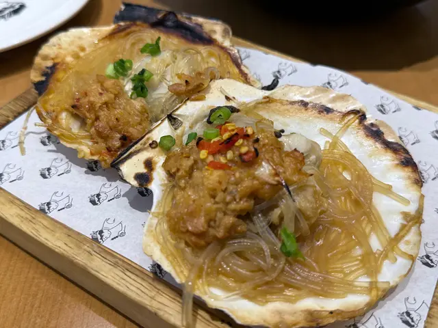 蒜蓉粉絲蒸扇貝