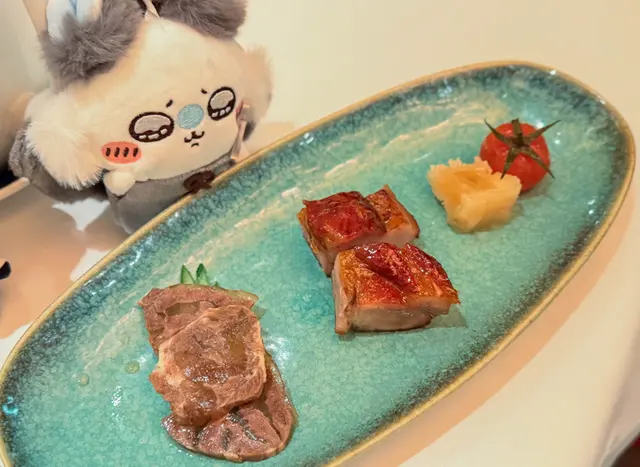 蜂蜜叉燒拼梅酒牛展