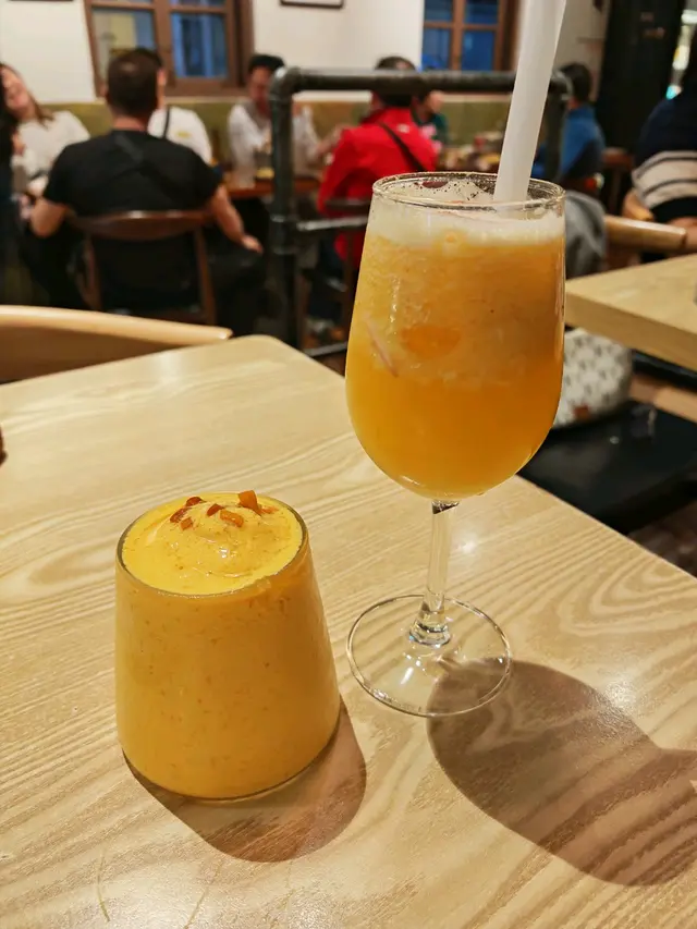 白桃梳打, 芒果牛奶冰沙 