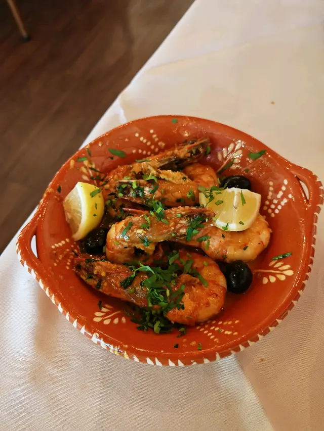 蒜蓉大西洋虎蝦佐特級初榨橄欖油