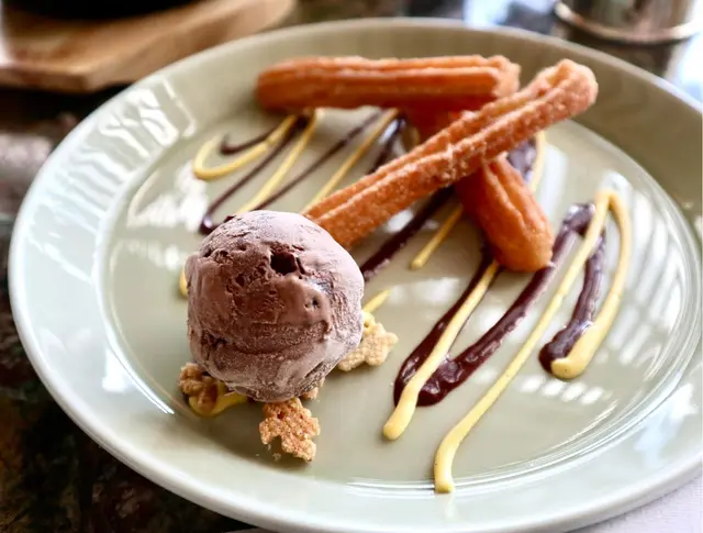 朱古力雪糕配Churro